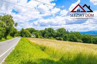 Pozemek 8.390 m² s možností výstavby RD, výhled na Beskydy, - 1