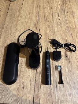 Elektrický zubní kartáček Philips Sonicare 5100 HX6850/57