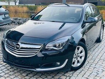Opel Insignia 2.0CDTi AUTOMAT SENZORY TAŽNÉ BEZ ADBLUE