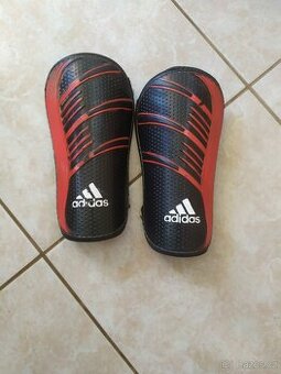 Chrániče na holeně plně funkční  velikost L