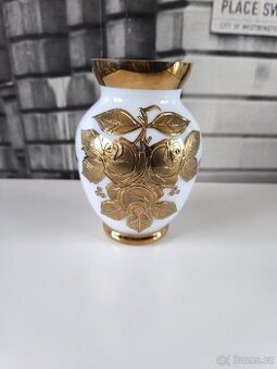 Starožitná váza - zlaté růže