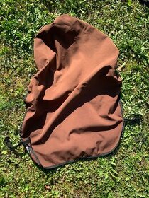 Softshelová deka a zateplená vložka do kočárku