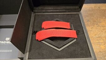 Červený Řemínek na Tag heuer connected modular 45