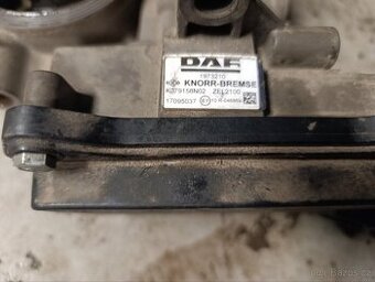 Vysoušeč vzduchu DAF XF 106, CF