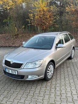 ŠKODA OCTAVIA 2 FACELIFT COMBi 1,4 TSi 122 koní. Cappucino