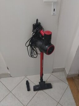 Tyčový vysavač Hyundai