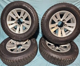 Suzuki Jimmy zimní alu sada 15" pneu Hankook 205/70