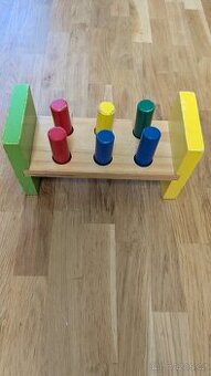 dřevěné hračky - zatloukačka krtek