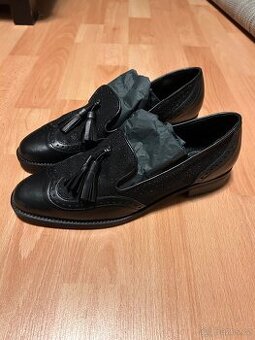 Dámské mokasíny 39