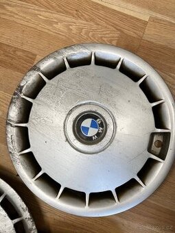 Originální poklice BMW z 525tds E38