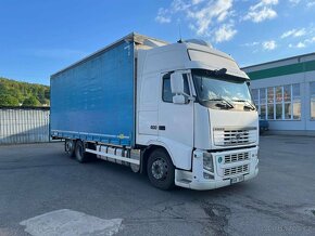 Volvo FH13 500 EEV 6x2 valník s plachtou - solo