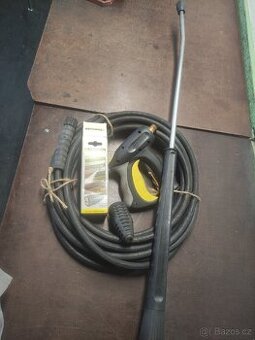 Karcher hadice s pistolí a tryskou. Vše nové, nepoužité.