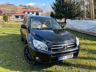 Toyota RAV4 2.2D 130KW,