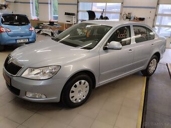 Škoda Octavia 1.6MPI Super auto