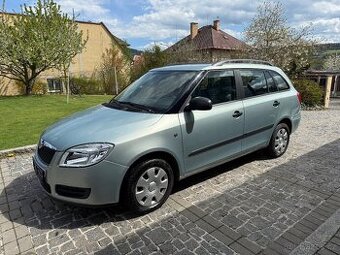 ŠKODA FABIA KOMBI 2009 1.4i 16v AMBIENTE 99.500km