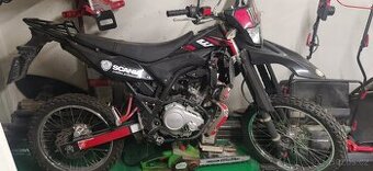 YAMAHA WR125