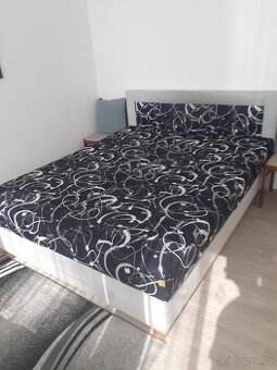 Manželská postel