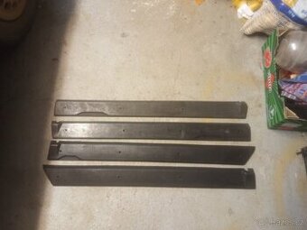 Škoda 120L 120LS 125L 120GLS 130GL Ipury na dveře