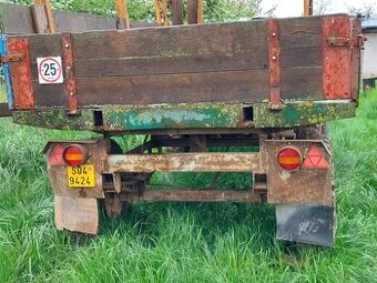 Vlek za traktor 5t s SPZ a TP