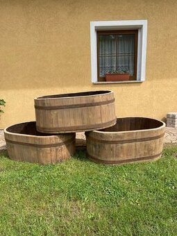 Velké  truhlíky na rostliny