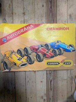 Autodráha CHAMPION Europa Cup-ITES+rovný díl a klopená dráha