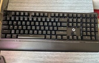 Mechanická klávesnice