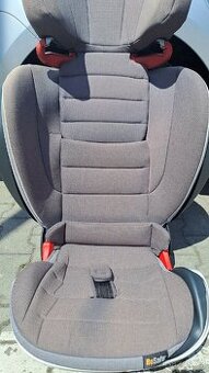 Dětská autosedačka BeSafe (4 až 12 let).