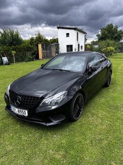 Mercedes Benz E250 coupe