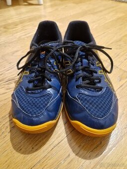 Asics sálové boty, tenisky vel. 39