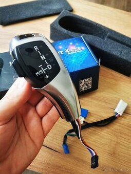 Nová řadící páka Racing Dash pro BMW