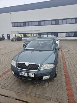 Prodám škoda octavia 2 1.6 benzin