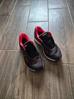 Bežecké boty Asics, velikost 40