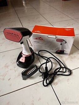 Ruční napařovač oděvů ETA