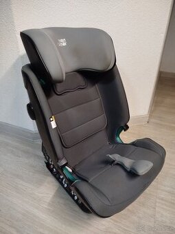 Britax Römer advansafix i size