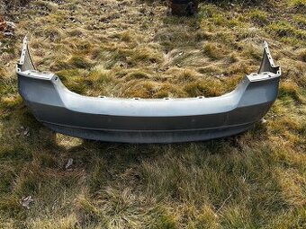 Zadní nárazník A34 BMW E90 poškozený