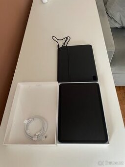 Apple iPad 11 2025 128 GB - modrá
