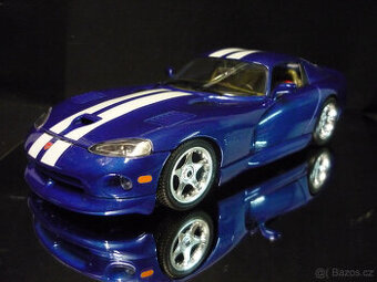 Dodge Viper GTS Coupe Bburago 1/18