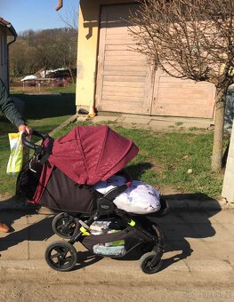 Kočárek britax b motion