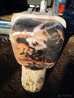 Nadrž palivová 7211