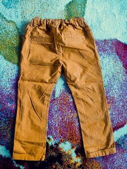 Dětské kalhoty velikost 98