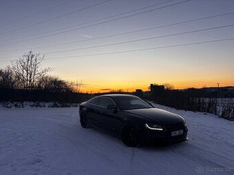 Audi A5 8T 3.2FSI quattro s-line