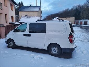 Prodám střešní nosiče ( příčníky ) original Hyundai.