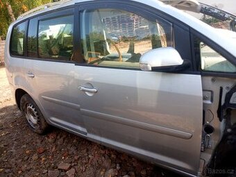 vw caddy dveře pravé přední a zadní stříbrné