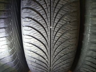 Zimní 215/65/16 215/65R16
