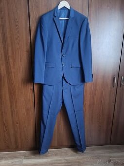 PÁNSKÝ OBLEK zn. C@A vel. 48