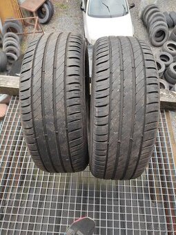 Prodám 2ks letních pneu 205/55/16 Kleber Dynarex