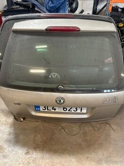 Páté dveře Octavia 2 kombi