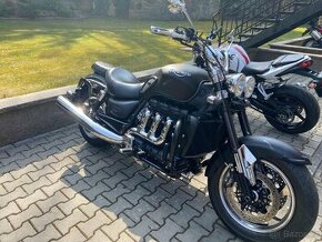 Triumph Rocket III Iron - Roadster - TOP STAV + VÝBAVA