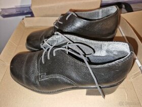 Černé boty - 1