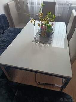 Jídelní stůl 135x85